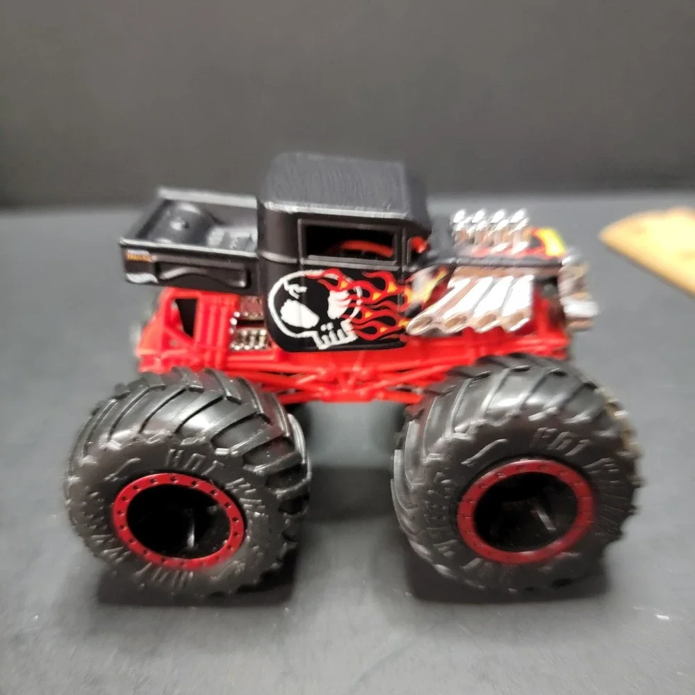 HOT WHEELS Monster Truck Bone Shaker Black with Flames plastic not diecast